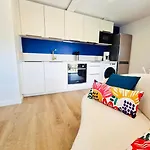 Des Plages 285 M2 Classe 5etoiles Premium 14 Personnes Et Piscine *