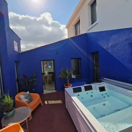 Des Plages 285 M2 Classé 5étoiles Premium 14 Personnes Et Piscine Villa