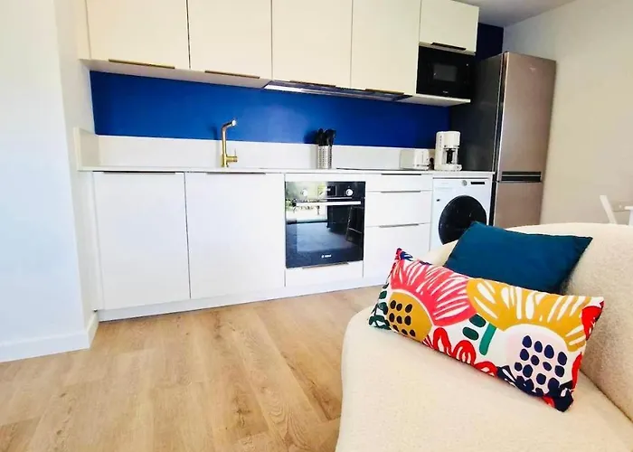 Des Plages 285 M2 Classé 5étoiles Premium 14 Personnes Et Piscine *