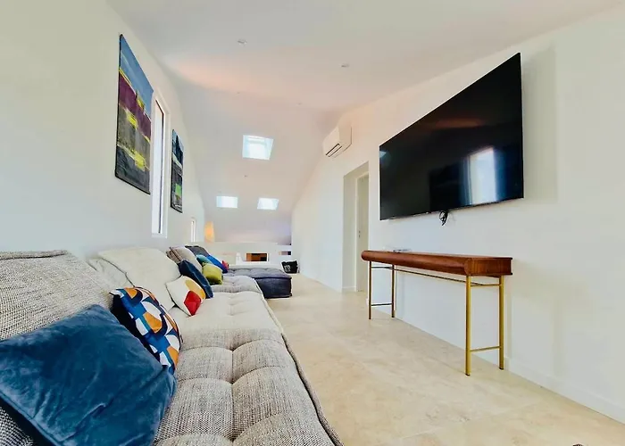 Des Plages 285 M2 Classé 5étoiles Premium 14 Personnes Et Piscine * Les Sables-dʼOlonne