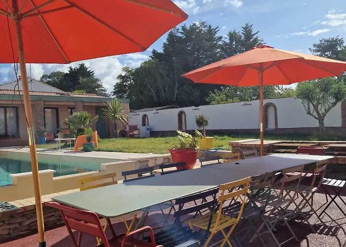 Des Plages 285 M2 Classé 5étoiles Premium 14 Personnes Et Piscine Villa