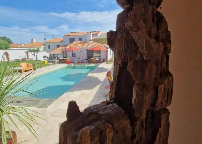 Des Plages 285 M2 Classé 5étoiles Premium 14 Personnes Et Piscine *