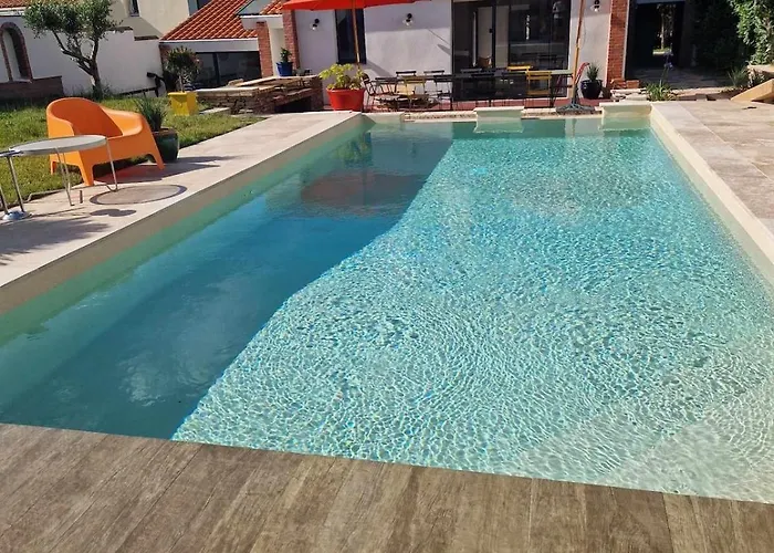 Des Plages 285 M2 Classé 5étoiles Premium 14 Personnes Et Piscine *